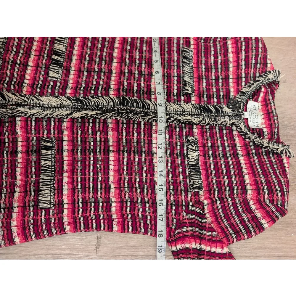 St. John Collection Knit Tweed Jacket Old Money Fringed Trim Chic Cardigan Sz 4 - Picture 8 of 9